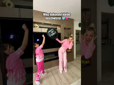 Kleines Mädchen bekommt kleine Schwester oder Bruder 😳🩵🩷 #canselguel #genderreveal #shorts