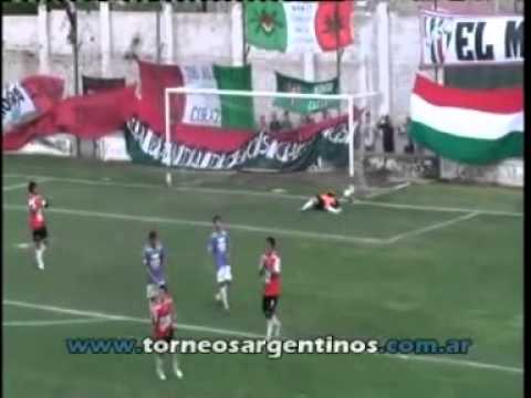 Neri Espinosa (gol a guaymallen)