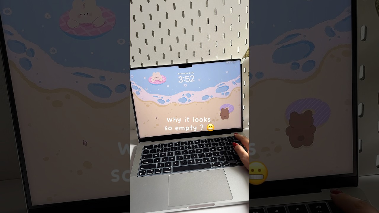 Because my folders are little seashells 🐚#shorts #desktop #desktopicons #macbook #wallpaper #cute