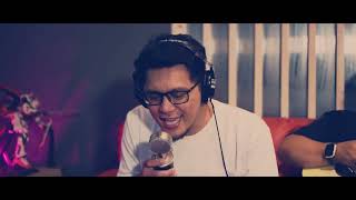 REM - LOSING MY RELIGION Cover by Pria Terbaik