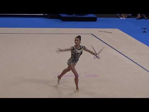 Viktoriia MAZUR (UKR) clubs - 2015 Stuttgart worlds Qualifs
