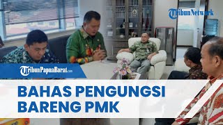 Bahas Warga Eksodus Bareng Kemenko PMK, Pj Bupati Bernhard Rondonuwu Jelaskan Kondisi Maybrat