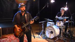 Seth Walker Performs "Stronger Than You Need To Be" on The Texas Music Scene