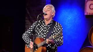 Robyn Hitchcock Performing Balloon Man at City Winery