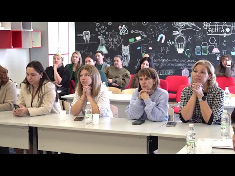 Руководители образовательной отрасли Приморья посетили школу №22