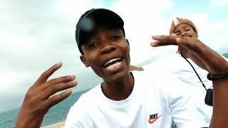 Download lagu Ungenaphi mp3