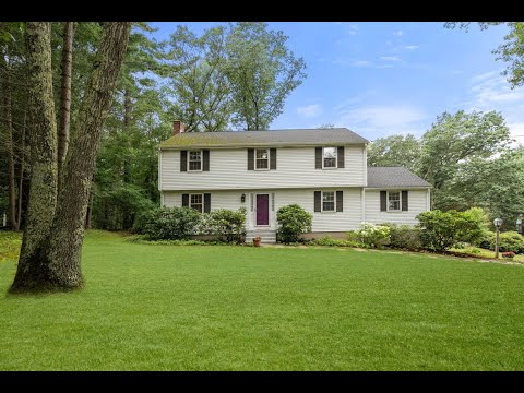 33 Oak Hill Road Wayland, MA | ColdwellBankerHomes.com