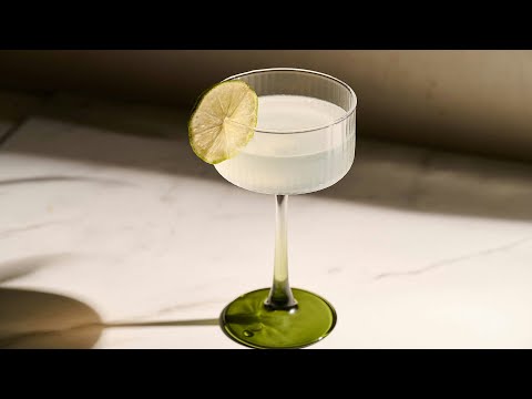 3-Ingredient Vodka Gimlet Recipe