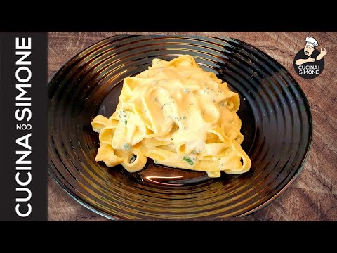 Tagliatelle ai 4 Formaggi senza panna. Come ottenere una crema al formaggio a 5 stelle. #shorts