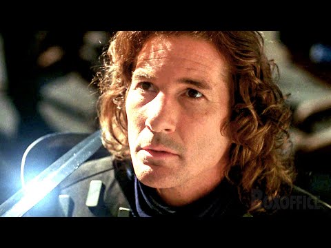 Nombrado caballero por el Rey Arturo  | Lancelot: el primer caballero | Clip en Español