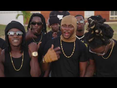 Big deel full-black clip officiel 😈