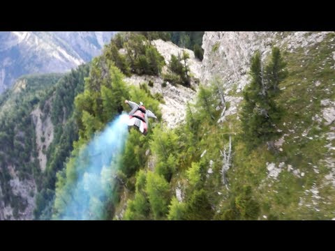 Wingsuit proximity racing: The Formula White Line