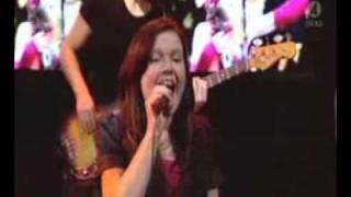 Amy Diamond - Stay My Baby (live TV4 Nyhetsmorgon 2007)