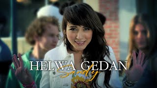 Sandy - Helwa Gedan ساندي - حلوه جدأ (Official Video)