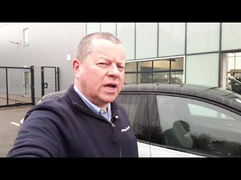 Volvo EX30 Ultra 272 bhp 69 kWh Extended Range (Mi - Image 2