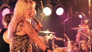Vanessa Amorosi - Absolutely Everybody (Live at The Commercial Hotel, South Morang - 28/01/2012)