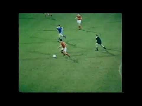 Swindon Town 1 Chesterfield 2 1981/82