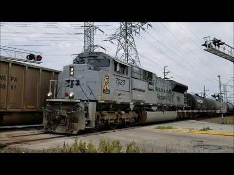 CP 7023 meets UP 1943! CP 286 + more in Northbrook and Des Plaines