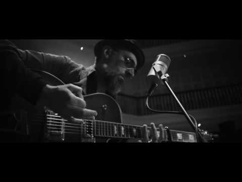 download lagu mp3 mp4 Fink Boneyard, download mp3 Fink Boneyard free download mp3, download mp3 Fink Boneyard