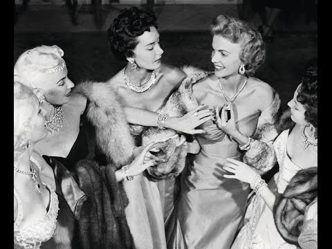 Alice Lange - Diamonds Are a Girl's Best Friend (Marilyn Monroe Cover)