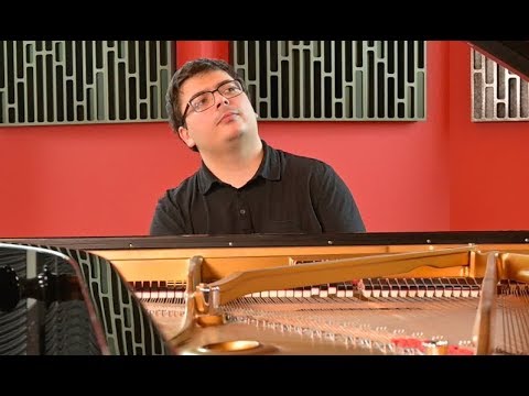 Strauss-Grünfeld Die Fledermaus / VIDEO | Martin IVANOV, piano