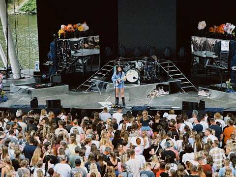 a week in the life of a full-time songwriter