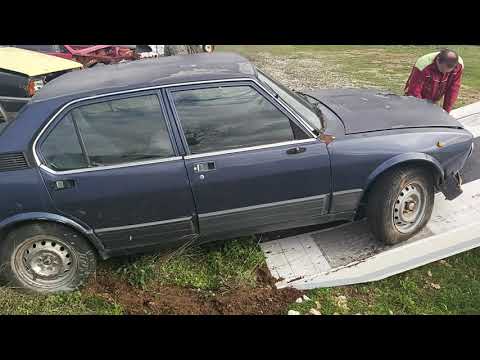 Alfa Romeo Alfetta 1.8 barn find Greece