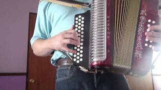 Las tres mujeres, Pesado desde la cantina.