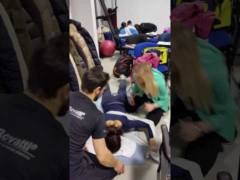 Il mal di schiena può essere trattato con olio di pino Dolore nella parte destra del collo con quale motivo