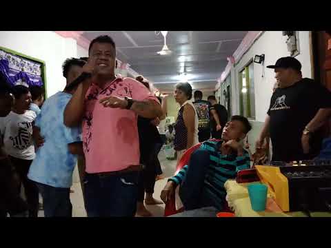 Semampai Laku By Duna. Cover Song By Andrew Kiai Egat.Rh.Adut.(Official Live Video)