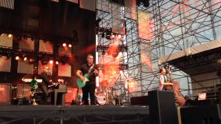 barenaked ladies - narrow streets [live]