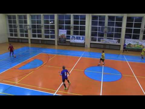 Promień Mikluszowice 0-4 Domek 1. połowa