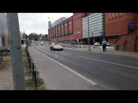 Lamborghini Aventador LP700-4