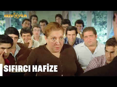 Sıfırcı Hafize - Hababam Sınıfı Uyanıyor