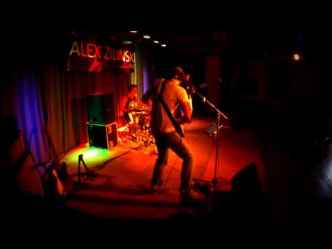 Alex Zilinski Trio - 'Give it your best shot' (live @Hofbuehne Tegernbach)