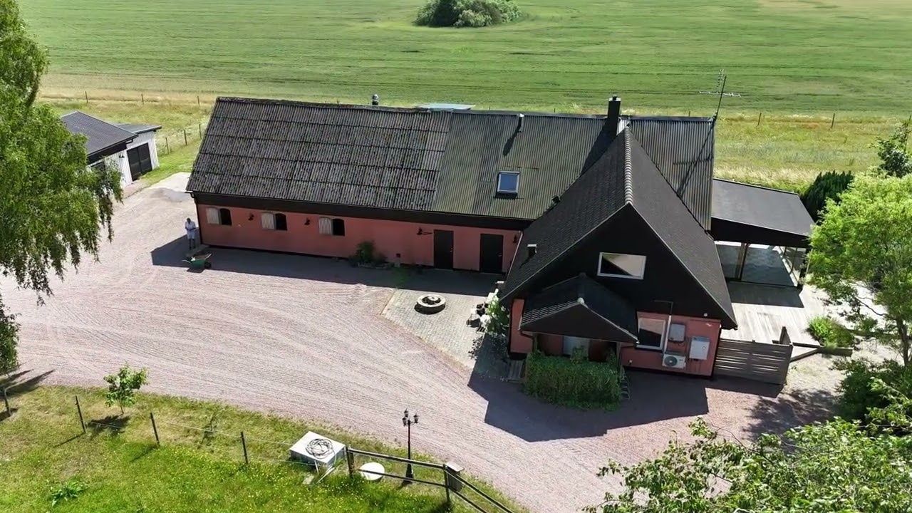 5 rum Gård/skog på Saxtorpsvägen 221 Landskrona kommun - video