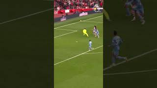 Download lagu HEROIC goal line clearance! Pep’s reaction 😂 mp3