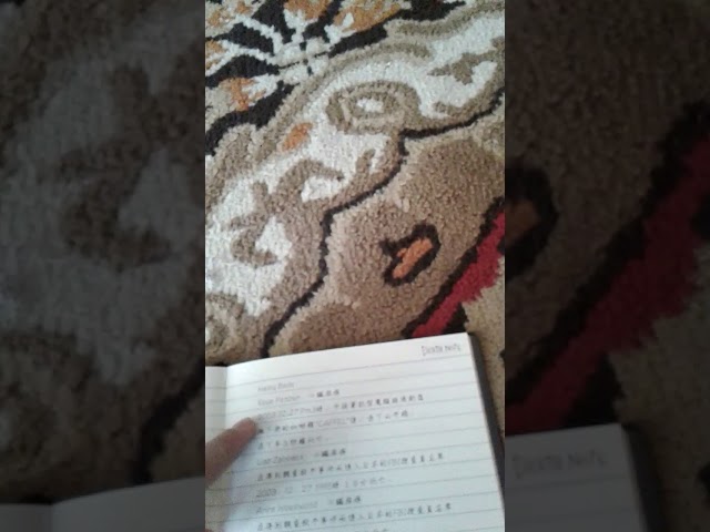 Vídeo relacionado con Cuaderno de notas de la muerte con pluma de pluma, collar y llavero en forma de L, tema de anime de moda, cuaderno de cosplay