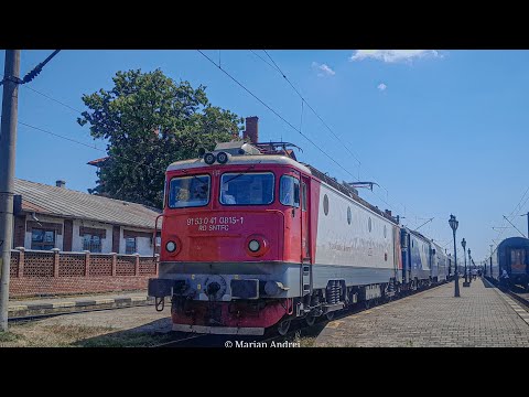 EA 815 & EA 359, a depoului Iasi/Suceava Nord, părăsind gara Suceava cu R 5503 (16.07.2023)