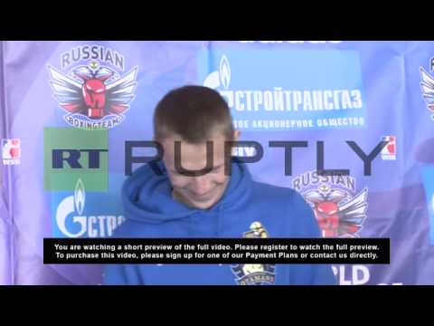 Russia: Ukrainian and Russian boxers prepare for slug fest