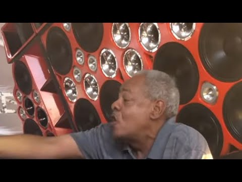 CON EL ALMA DESNUDA - (Intro Acapella) Alex Bueno / World Chipeo RD