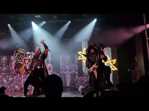 Angus McSix - 6666 live at Trix Antwerp