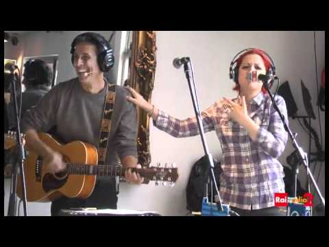 Luca Barbarossa4 e noemi odio tutti i cantanti.mp4