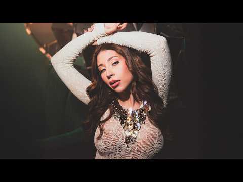 Nicole Cherry - Bunda