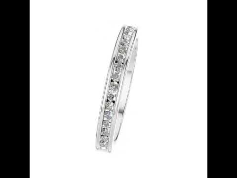 Women's band ring in 950 platinum with lab grown round cut d...