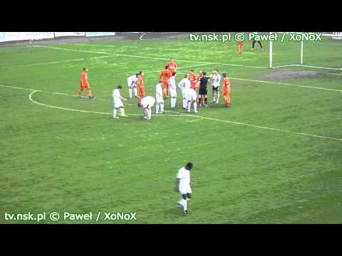 tv.nsk.pl 2011-04-23 MKS Świt Nowy Dwór Maz. - Wigry Suwałki 3-1 (2-0) Wolny pośredni dla Świtu