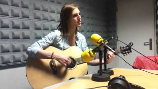 Conchita - La Guapa De La Fiesta (en CabinaPOP - 13.05.12)