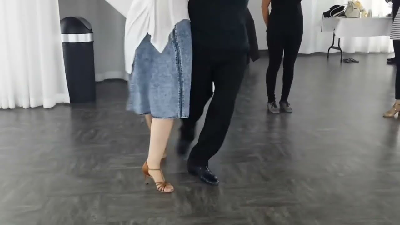 Argentine tango workshop - Vals: Claudio Villagra & Helena Fernandez