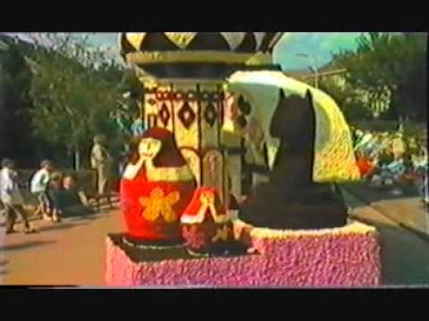 Corsogroep Fun Fun, met Rusland.Bloemencorso Sint Jansklooster 1990