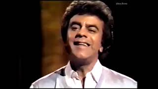 Johnny Mathis -  When the Lovin' Goes out of the Lovin' . Live . 1981 .